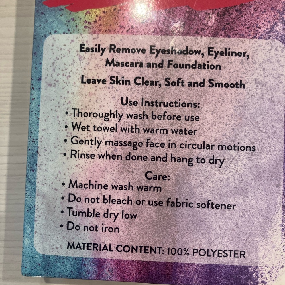 Mini Makeup Remover towels - Picture 5 of 5